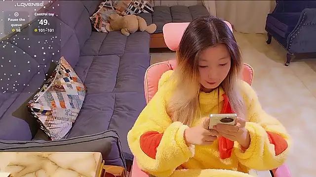 Deserve E online show from 10-17-25, 01:03