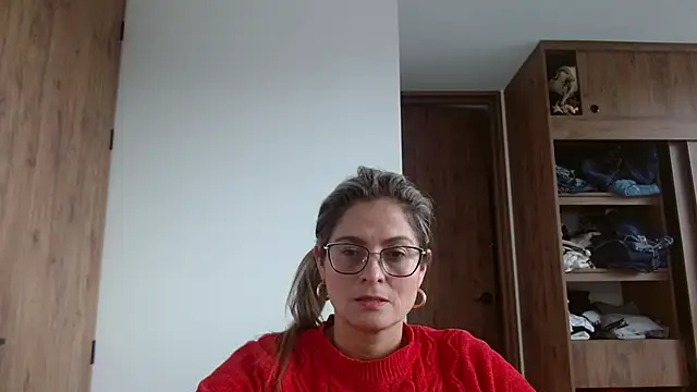 Snapshot of linda-mature43 chatting on 11-04-25, 07:13 linda-mature43 online show from 11-04-25, 07:13