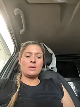 Snapshot of linda-mature43 chatting on 11-08-25, 03:45 linda-mature43 online show from 11-08-25, 03:45