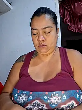 NARNYALABELLA online show from 10-21-25, 10:38