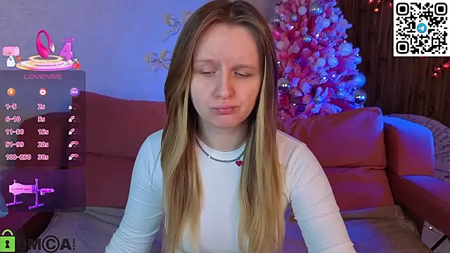 Snapshot of Rina_Panic chatting on 02-01-26, 01:04 Rina Panic online show from 02-01-26, 01:04