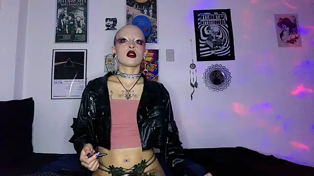 Snapshot of plutonbluemooon333 chatting on 11-10-25, 11:26 plutonbluemooon333 online show from 11-10-25, 11:26