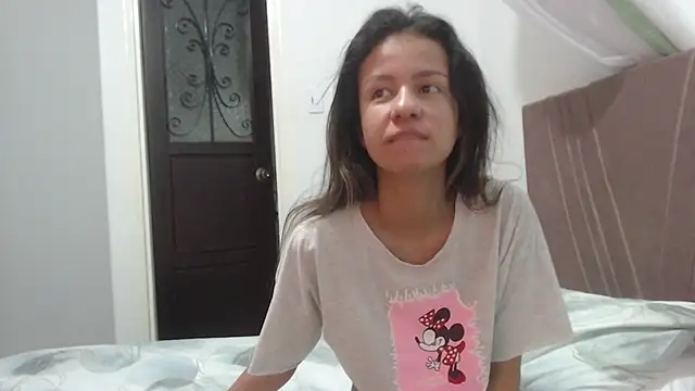 Snapshot of nathaly_jones_ chatting on 03-02-26, 12:12 nathaly jones online show from 03-02-26, 12:12