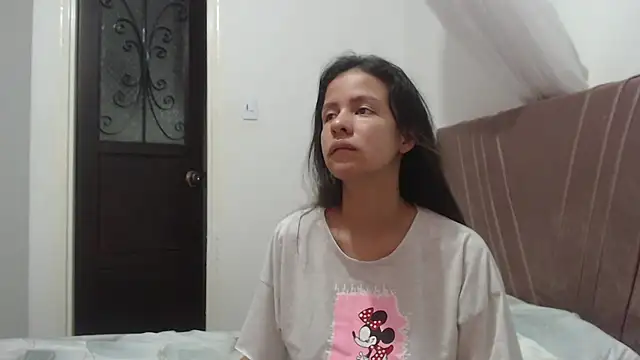 Snapshot of nathaly_jones_ chatting on 03-30-26, 12:28 nathaly jones online show from 03-30-26, 12:28