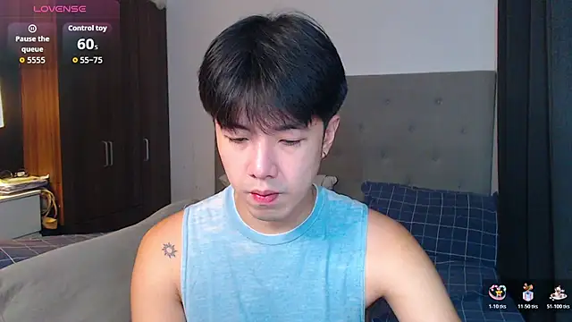 Addictiveboi online show from 10-28-25, 02:15