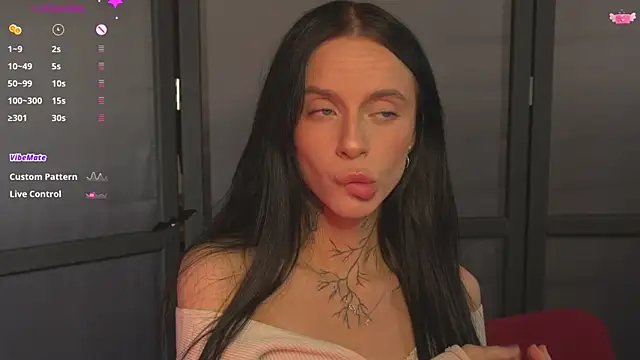 Snapshot of livia_starwars chatting on 11-27-25, 09:17 livia starwars online show from 11-27-25, 09:17