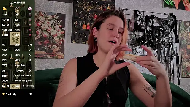 the high priestess online show from 11-30-25, 04:38