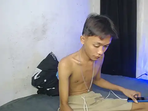 Innocentfucker online show from 02-15-26, 10:58