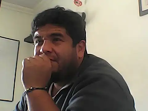 Snapshot of Rolo-Sumiso chatting on 10-22-25, 01:22 Rolo-Sumiso online show from 10-22-25, 01:22