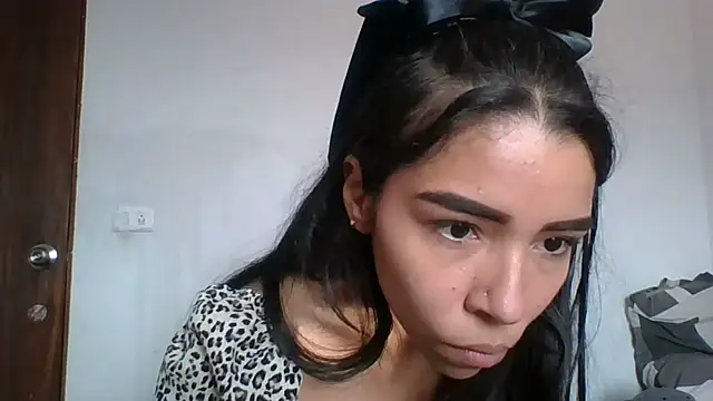 Snapshot of Candy_Grey28 chatting on 10-01-25, 02:45 Candy Grey28 online show from 10-01-25, 02:45
