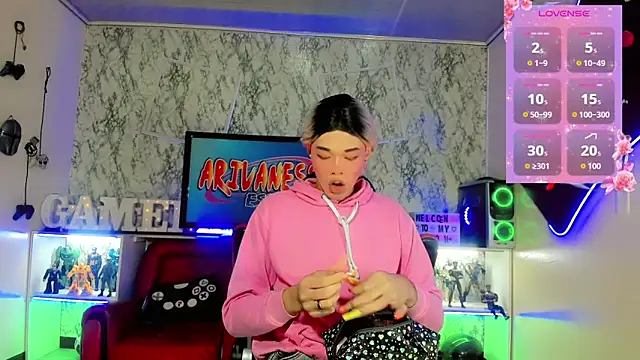 Madison Mujica online show from 10-20-25, 11:32