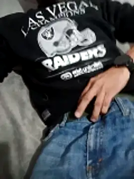 Snapshot of Mounstro3 chatting on 11-13-25, 05:28 Mounstro3 online show from 11-13-25, 05:28