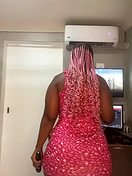 Snapshot of BQueen223 chatting on 10-29-25, 03:25 BQueen223 online show from 10-29-25, 03:25