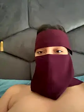 Snapshot of Rabroba89six chatting on 09-19-25, 05:35 Rabroba89six online show from 09-19-25, 05:35