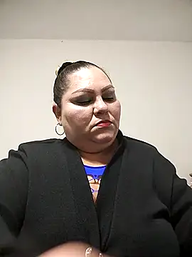 Snapshot of Miasmithr chatting on 09-28-25, 05:24 Miasmithr online show from 09-28-25, 05:24