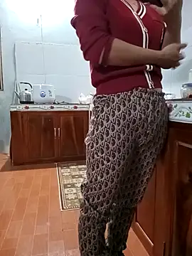 Sweet-Berry89 online show from 10-25-25, 11:51