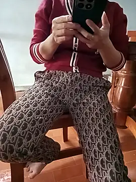 Sweet-Berry89 online show from 11-18-25, 02:39