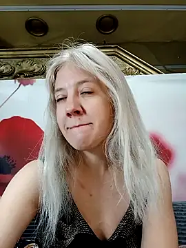 HeronDenni online show from 10-25-25, 05:37