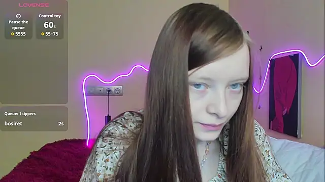 AliceHaris online show from 10-08-25, 01:14