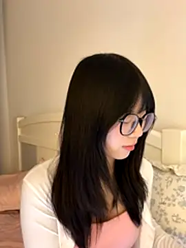 Ella-A9 online show from 11-20-25, 03:01