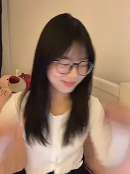 Ella-A9 online show from 11-27-25, 03:25