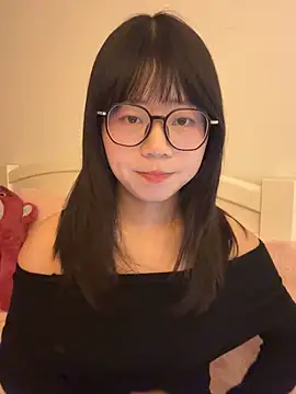 Ella-A9 online show from 12-16-25, 04:01