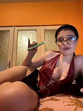 Larra69 online show from 01-05-26, 06:11