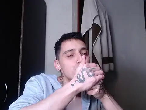 xalejo max online show from 11-19-25, 05:57