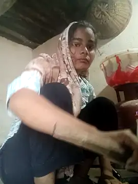 Hot siiii online show from 10-30-25, 03:41