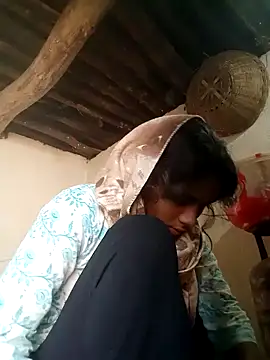 Hot siiii online show from 11-06-25, 03:51