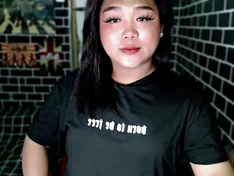 luluakovi 69 online show from 11-18-25, 06:23