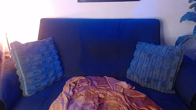 Snapshot of brandi_bae1 chatting on 11-15-25, 02:13 brandi bae1 online show from 11-15-25, 02:13