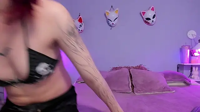 Zoe Lynch  online show from 10-07-25, 11:51