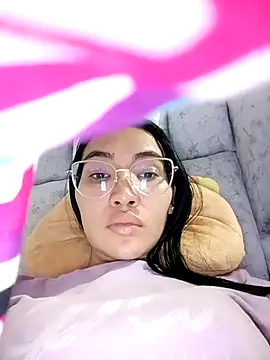 lucyy liiuu online show from 10-09-25, 10:52