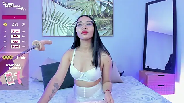 lucyy liiuu online show from 10-21-25, 01:12