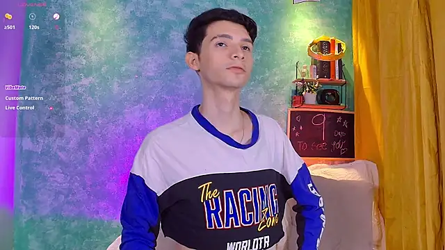 VicenteFerrer online show from 10-16-25, 02:01