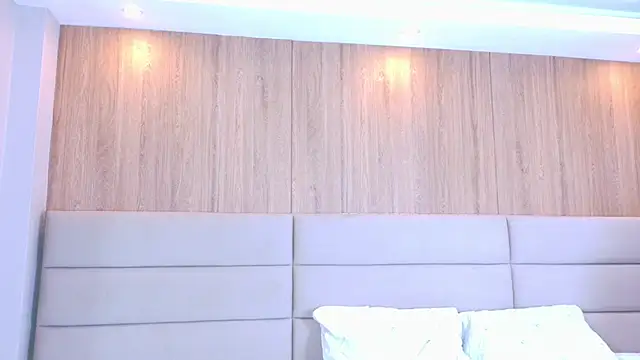 Snapshot of KiokoSen chatting on 11-05-25, 02:55 KiokoSen online show from 11-05-25, 02:55