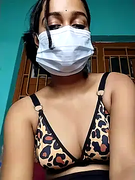 Snapshot of Cute-Janvi-5 chatting on 10-22-25, 07:57 Cute-Janvi-5 online show from 10-22-25, 07:57