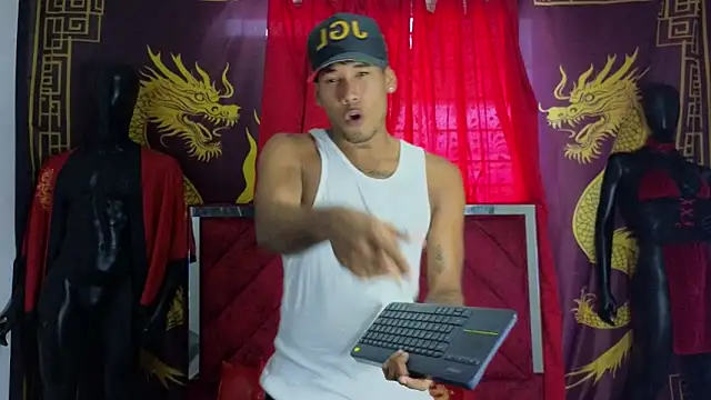straight latin online show from 10-08-25, 02:04