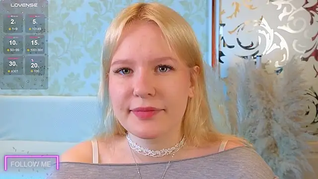 Mila Lioness online show from 10-03-25, 08:55