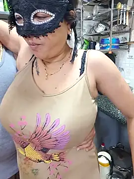 Queen Nightt online show from 12-17-25, 05:35