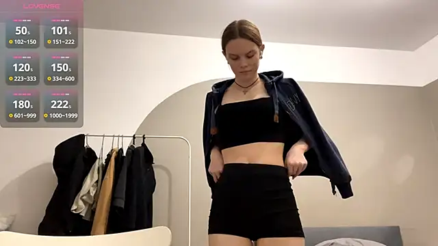 AudreyHammond online show from 10-06-25, 01:41