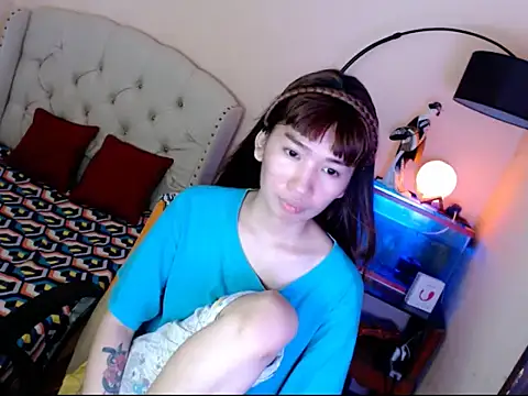 ShantalFoxxy  online show from 10-16-25, 04:41