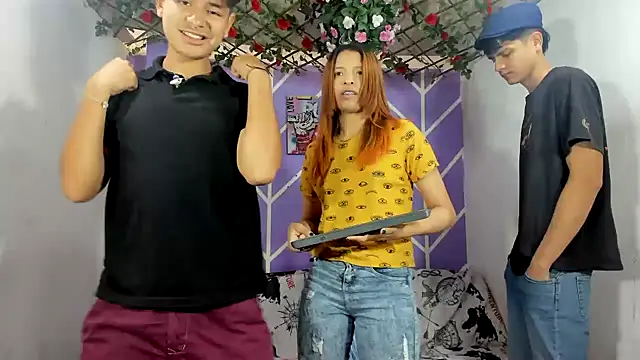 lau and boys18 online show from 11-09-25, 01:20