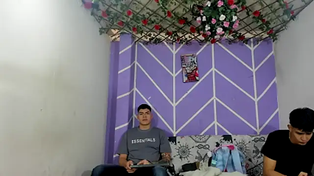 lau and boys18 online show from 11-14-25, 01:10