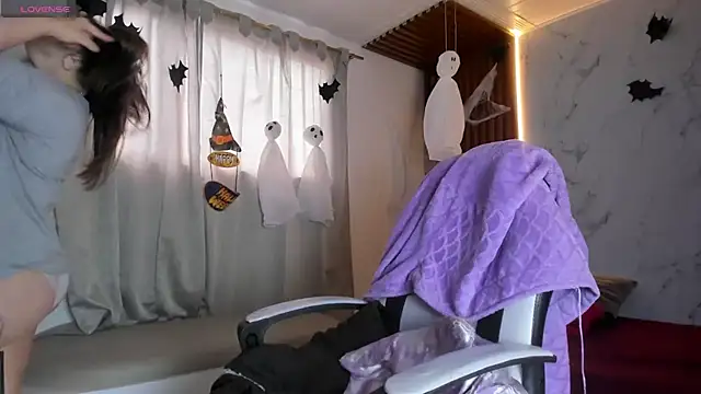 shasha bloom online show from 10-15-25, 08:09