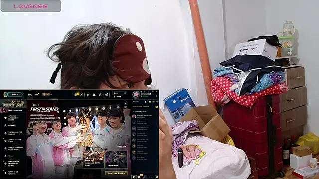 Snapshot of airamoon chatting on 03-28-26, 12:49 airamoon online show from 03-28-26, 12:49