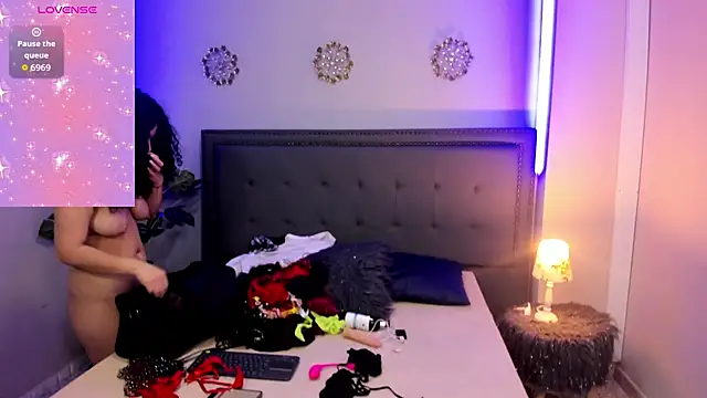 Snapshot of angelita_martins chatting on 10-07-25, 08:06 angelita martins online show from 10-07-25, 08:06