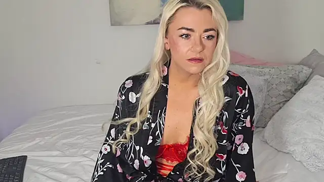 kinkylilsweetie online show from 01-13-26, 07:57