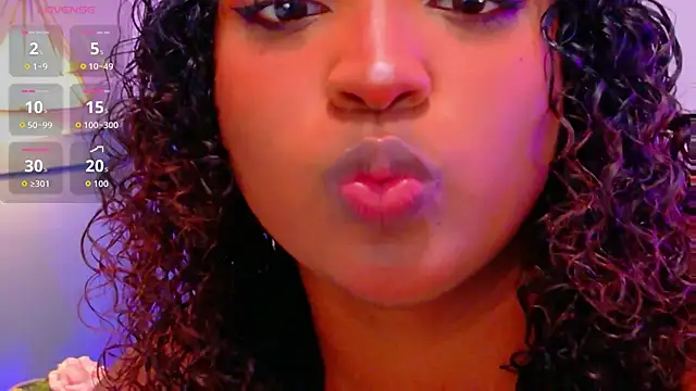 Cristal-Jonnes online show from 10-11-25, 03:06